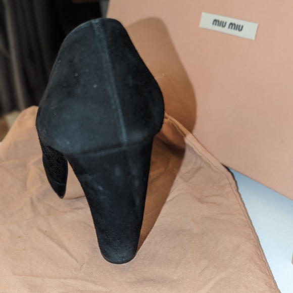 Miu Miu - Picture 8 of 12